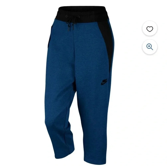 Nike Sportswear Tech Fleece Sneaker 3/4 crop pants joggers women’s size Small - Picture 1 of 13